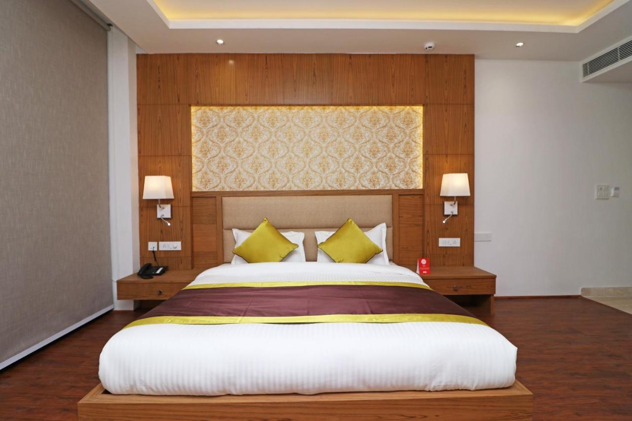 Capital O Hotel Star Inn Near Chhatarpur Metro Station Nové Dillí Exteriér fotografie