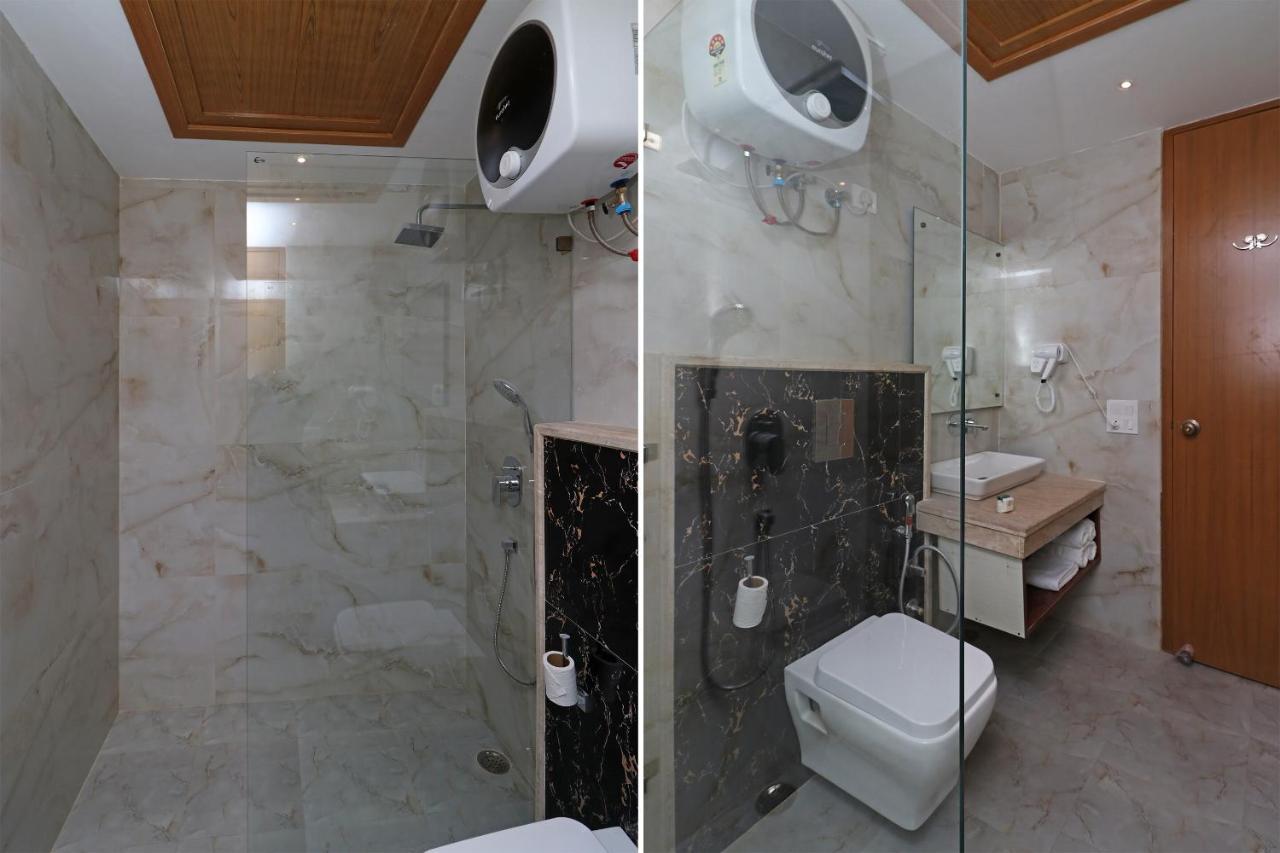 Capital O Hotel Star Inn Near Chhatarpur Metro Station Nové Dillí Exteriér fotografie